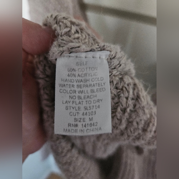 She + Sky Boutique | Knot Back Sweater - Picture 4 of 5